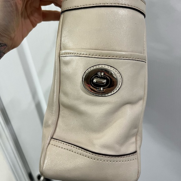 Coach White Leather Shoulder Bag - Picture 9 of 12